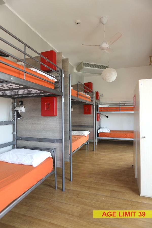 Jammin' Hostel & Bar 리미니 외부 사진