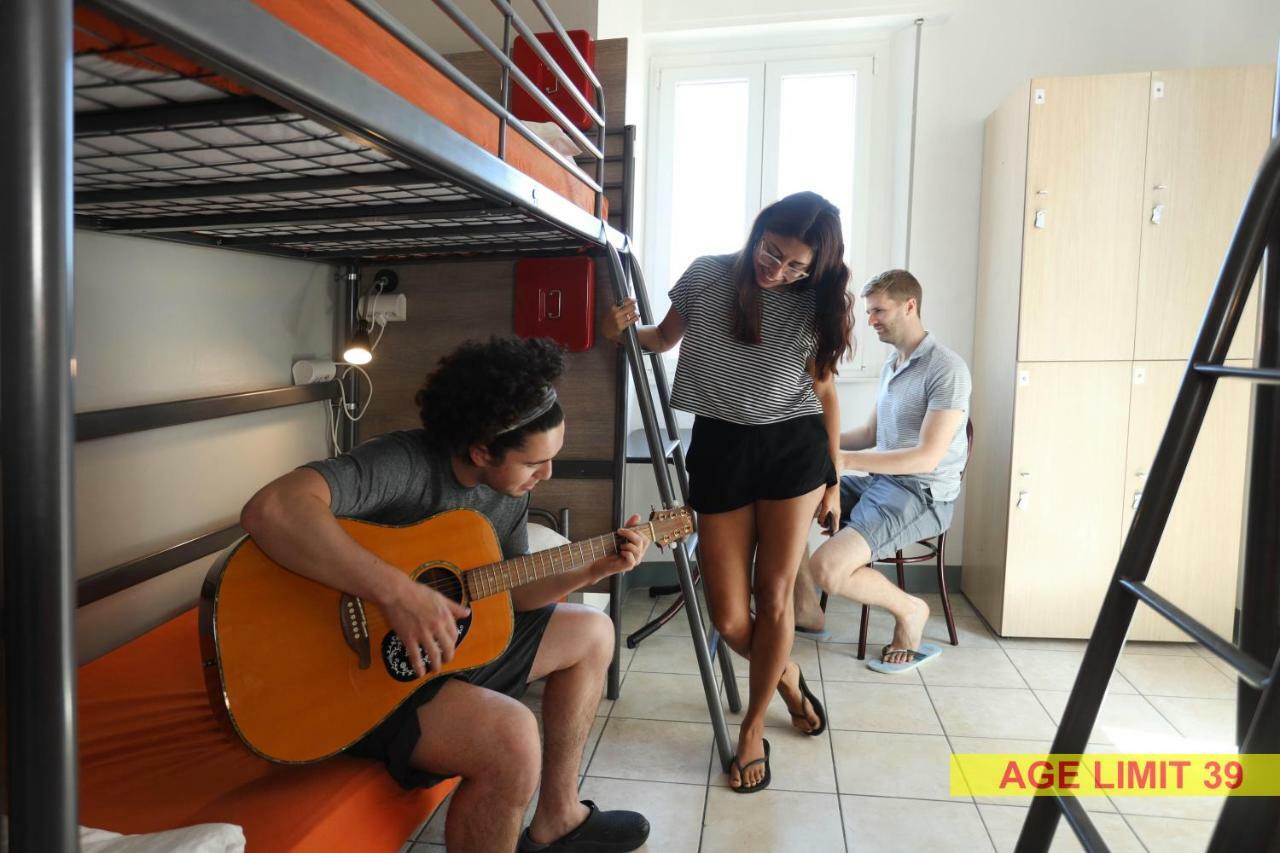 Jammin' Hostel & Bar 리미니 외부 사진