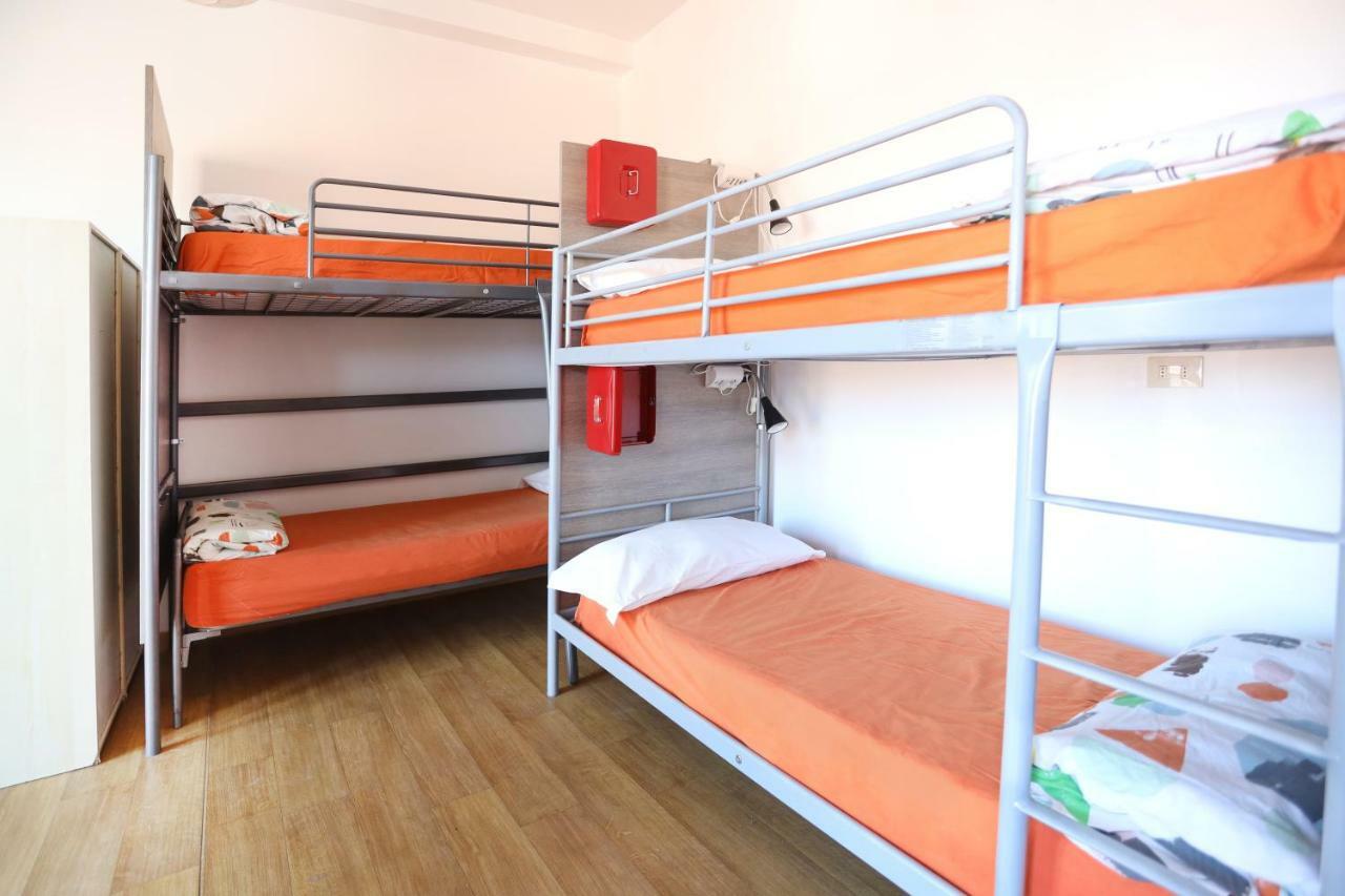 Jammin' Hostel & Bar 리미니 외부 사진